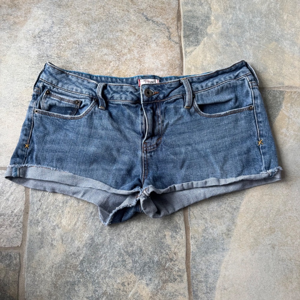 Y2K Tilt Low Rise Micro Denim Shorts Size 11‎ Stretchy RARE Vintage